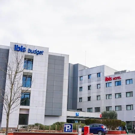 Ibis Hotel 2*