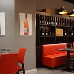 Hotel Ibis 2*