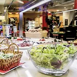 Ibis Hotel 2*