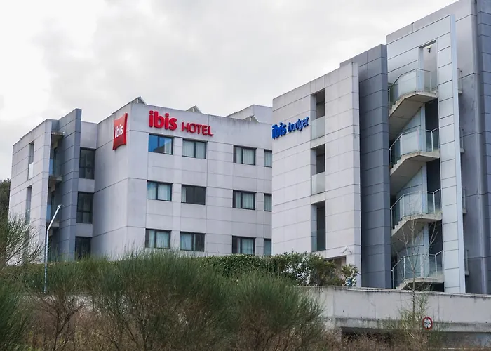 Ibis 2* Жерона